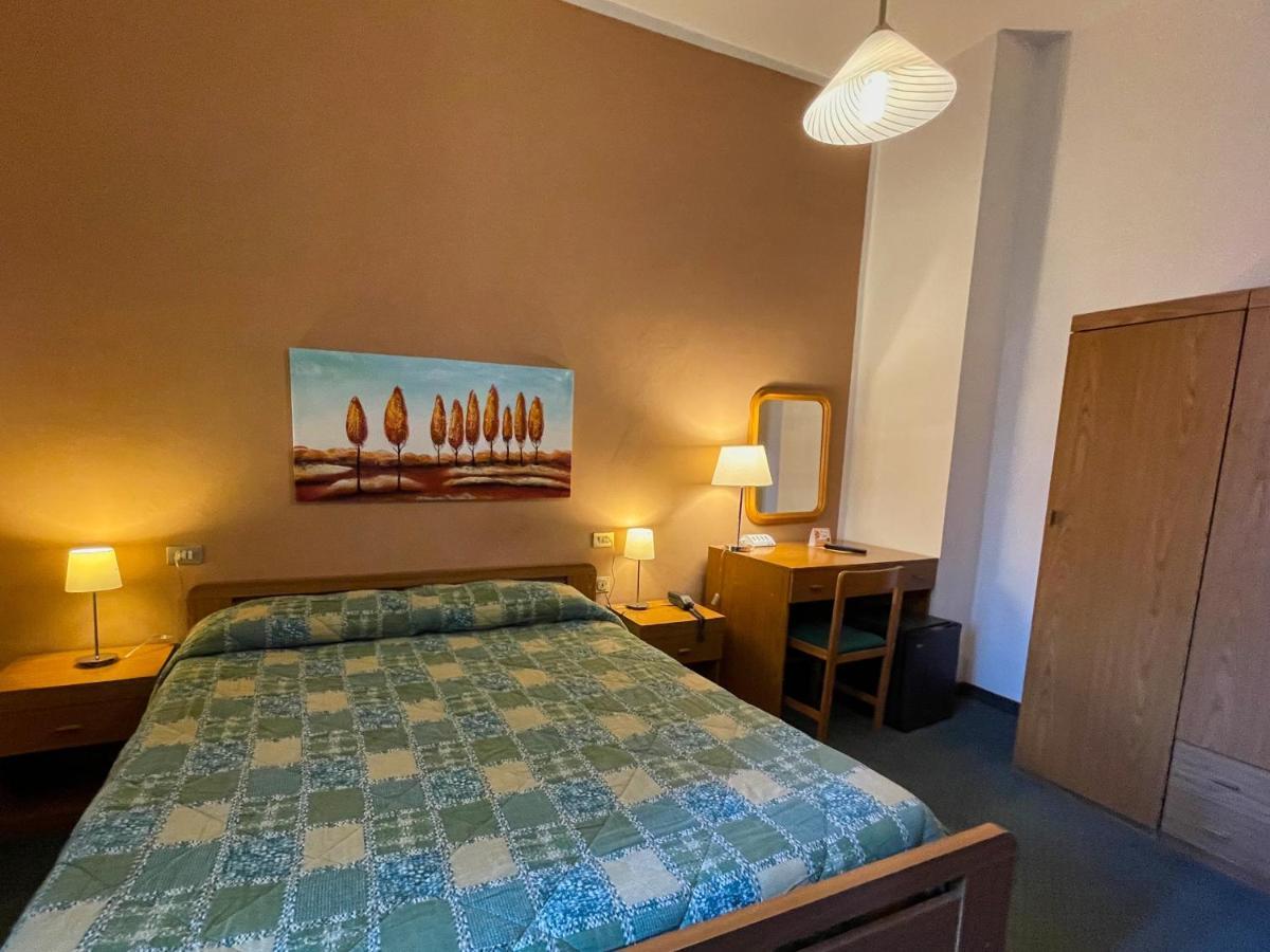 Hotel Continentale Ареццо Екстер'єр фото