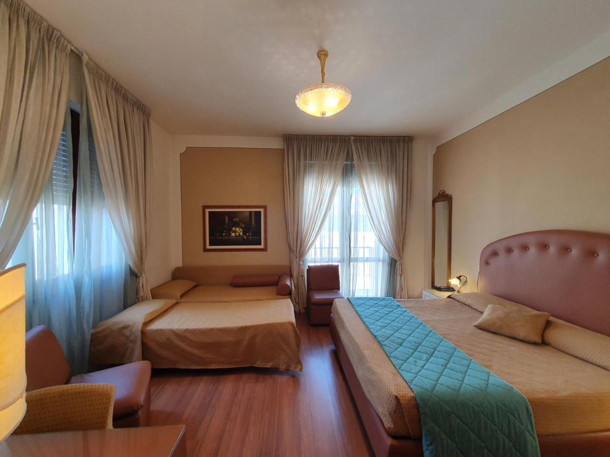 Hotel Continentale Ареццо Екстер'єр фото
