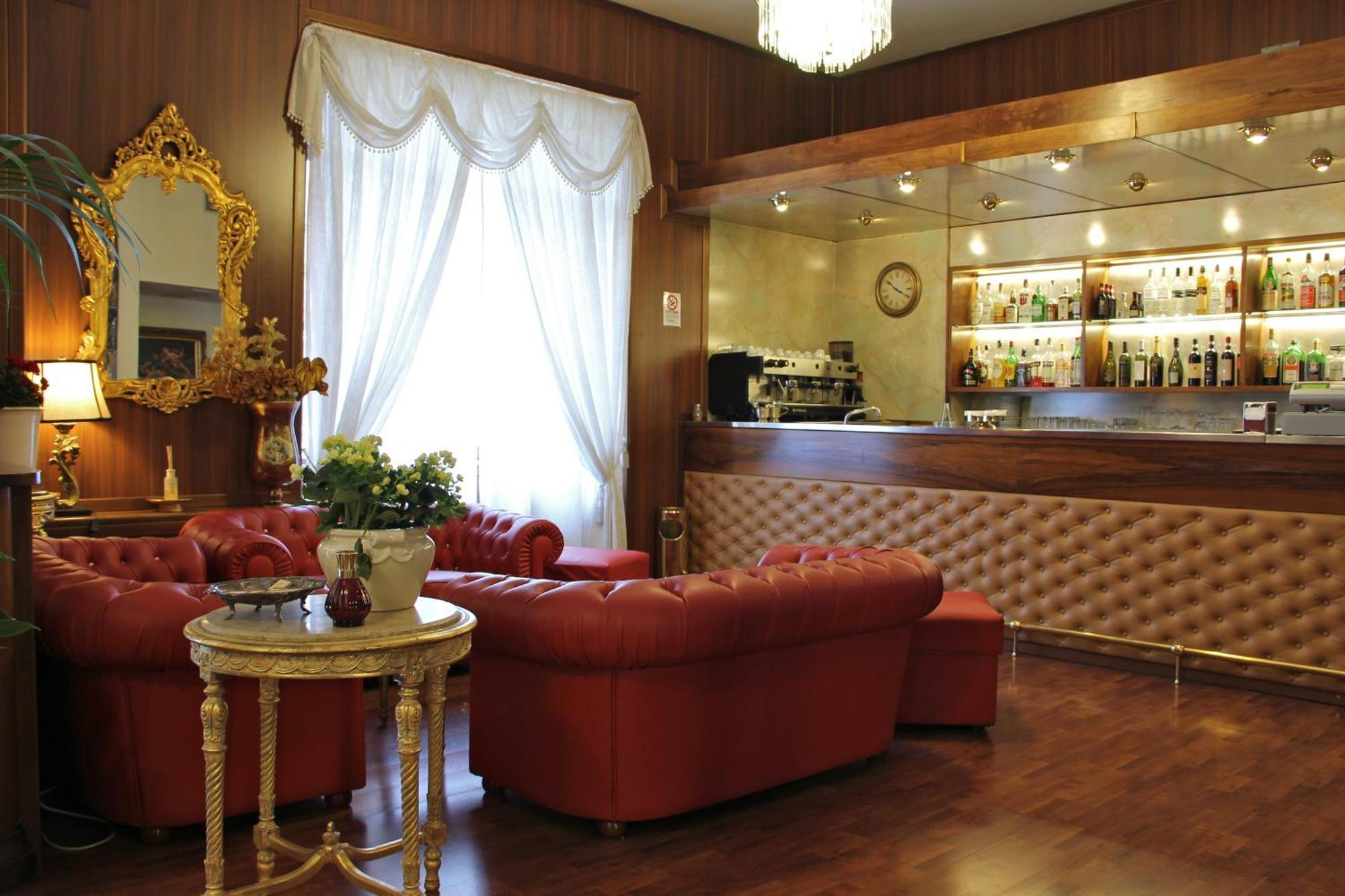 Hotel Continentale Ареццо Екстер'єр фото