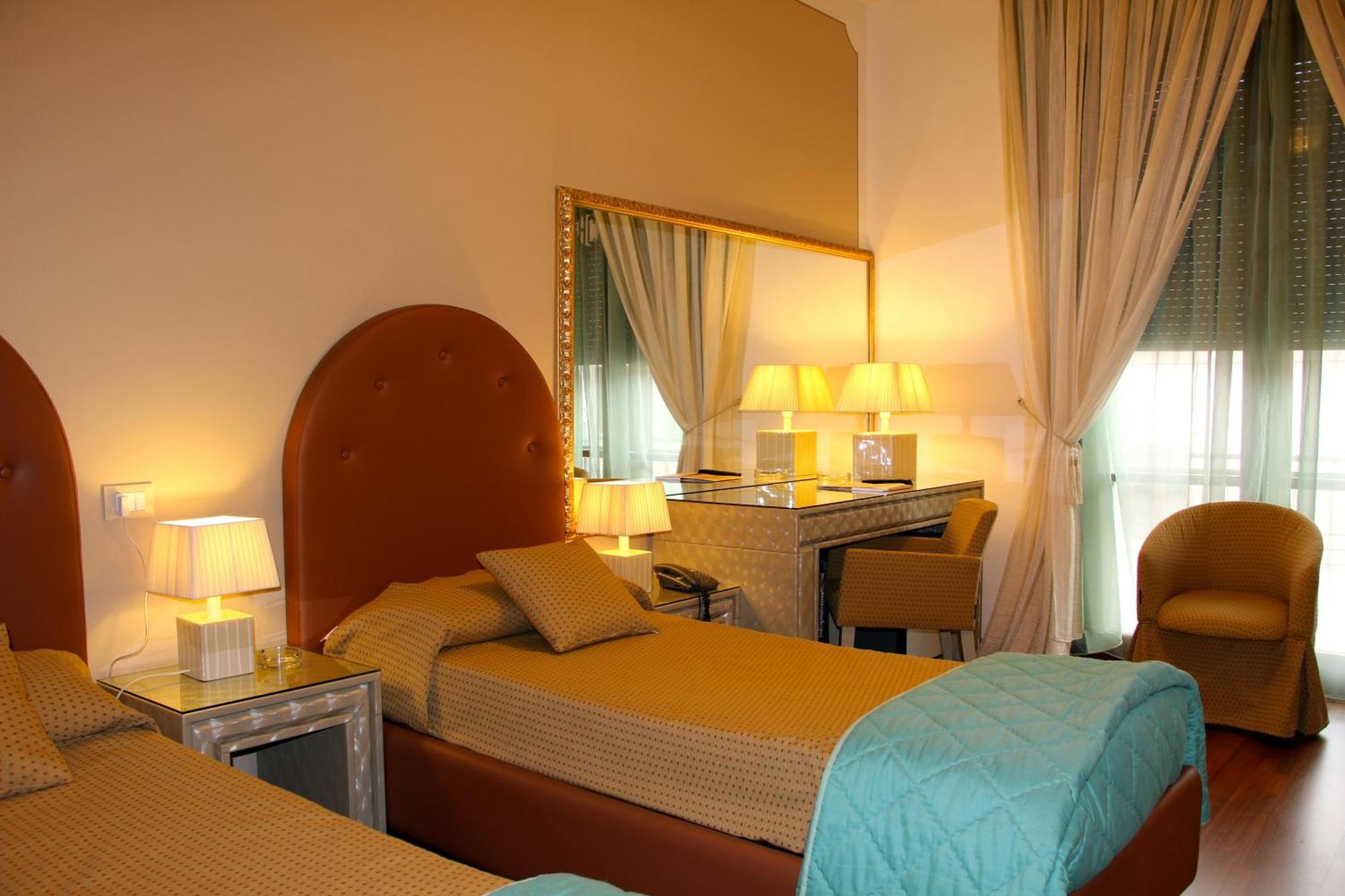 Hotel Continentale Ареццо Екстер'єр фото